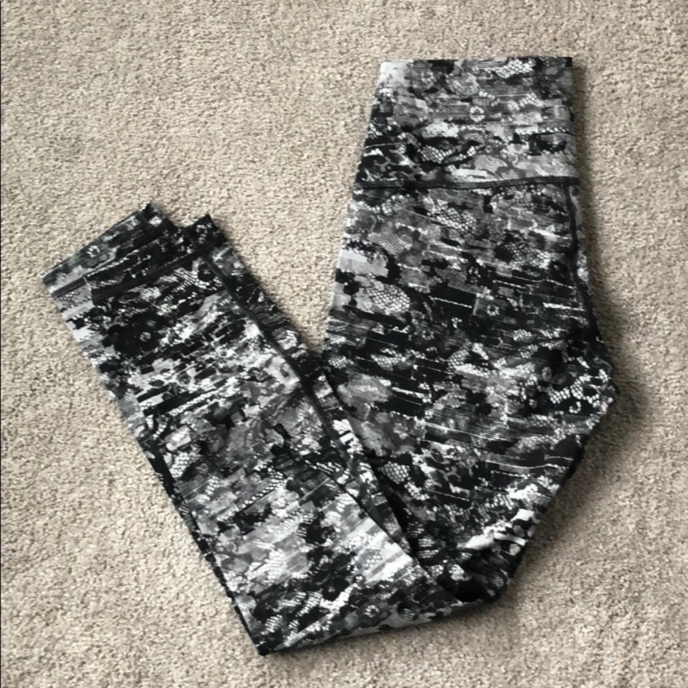 Lululemon leggings